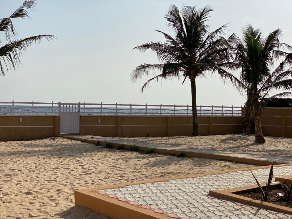 Oceanfront Wavecrest Hotel Lekki Exteriör bild