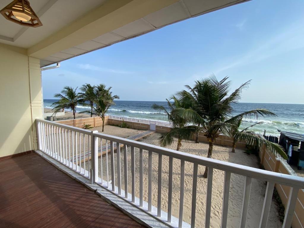 Oceanfront Wavecrest Hotel Lekki Exteriör bild